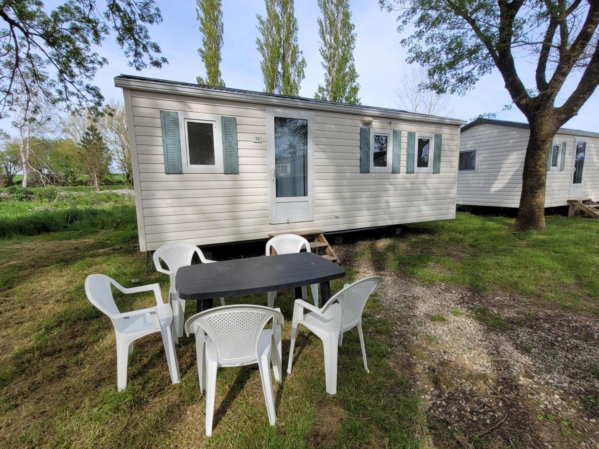 Camping Les 2 Salamandres Arces-sur-Gironde Buitenkant foto
